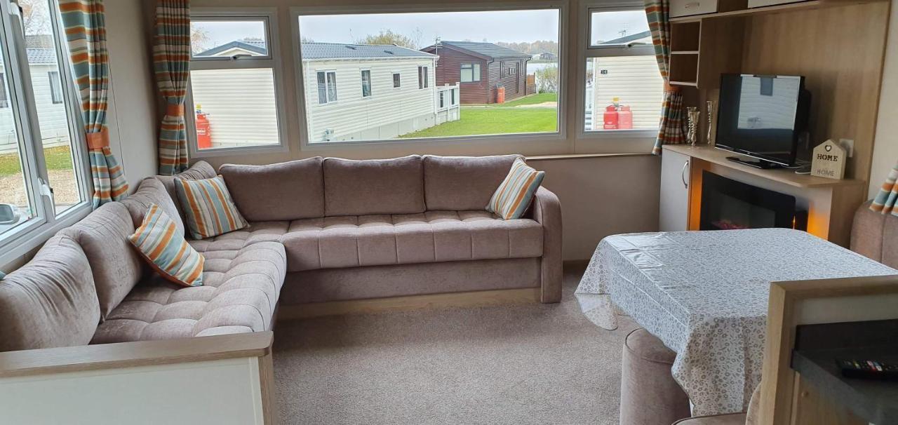 Ksr Hot Tub Holiday Home At Tattershall Lakes Extérieur photo