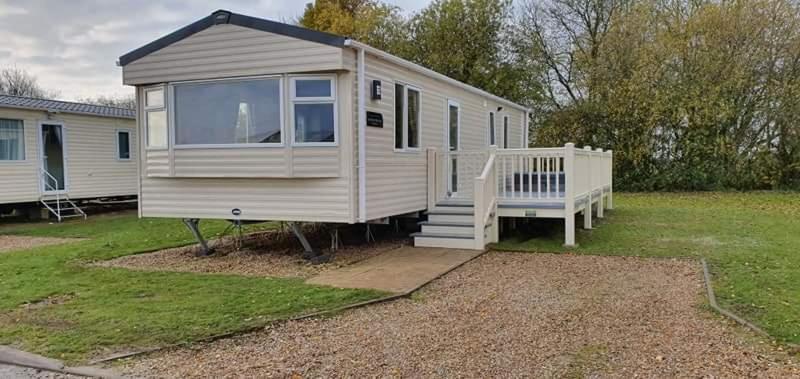 Ksr Hot Tub Holiday Home At Tattershall Lakes Chambre photo